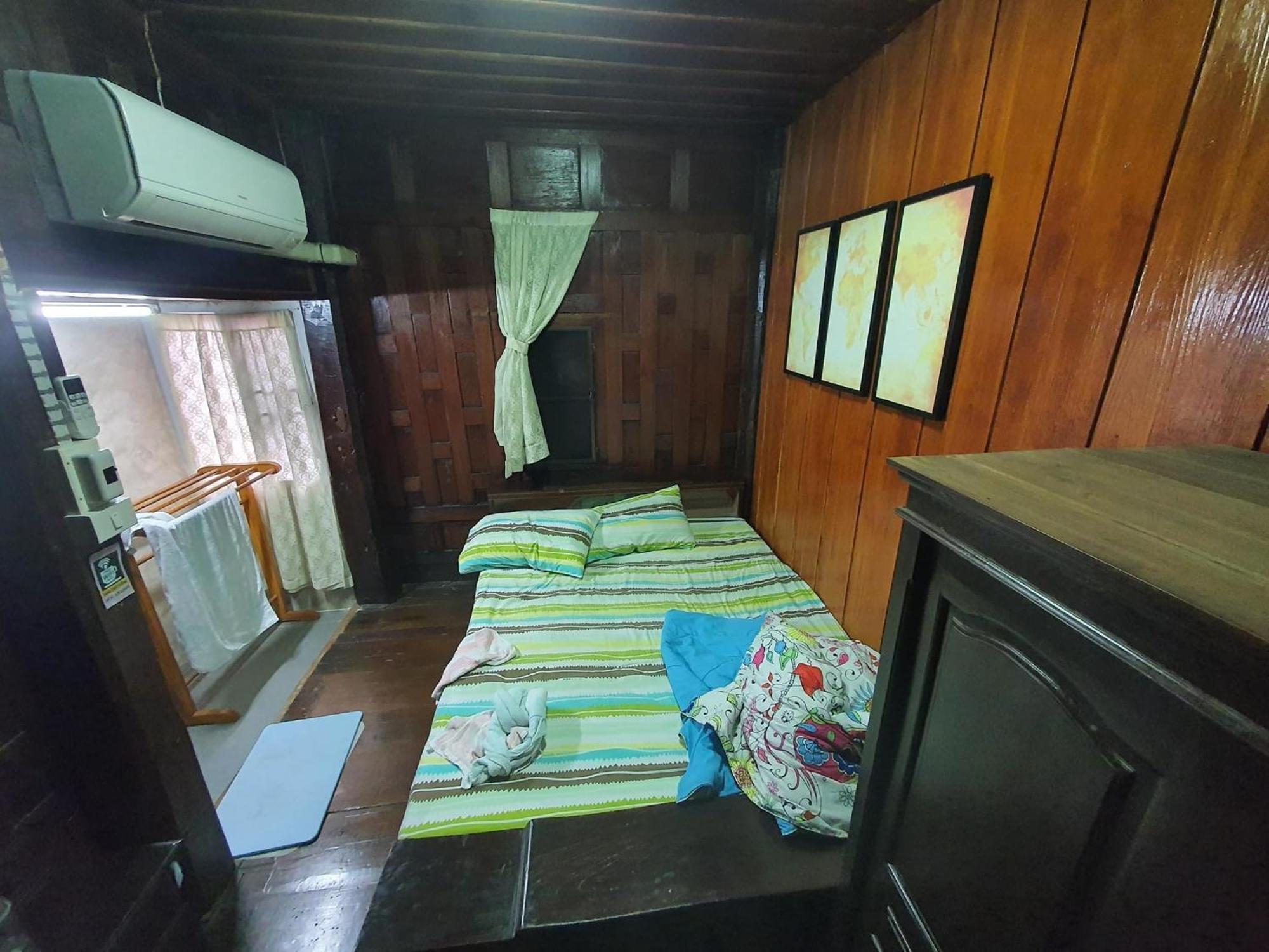 Solarcell Walking Street Homestay - โซล่าเซลล์ถนนคนเดินโฮมสเตย์ Ban Nong Nam Khan Екстер'єр фото
